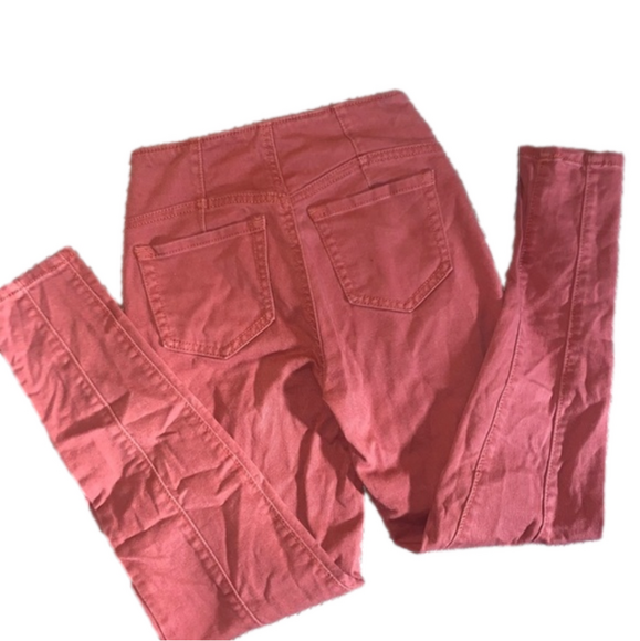 No Boundaries High Rise Skinny Jeans - Picture 6 of 6